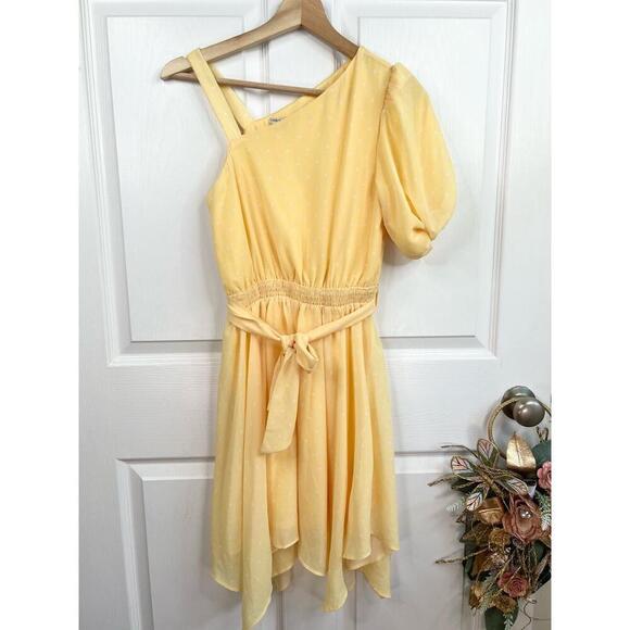 HABITUAL Yellow Polka Dot Puff Sleeve Tie Waist One Shoulder Dress Girls Size 16 - Picture 4 of 10